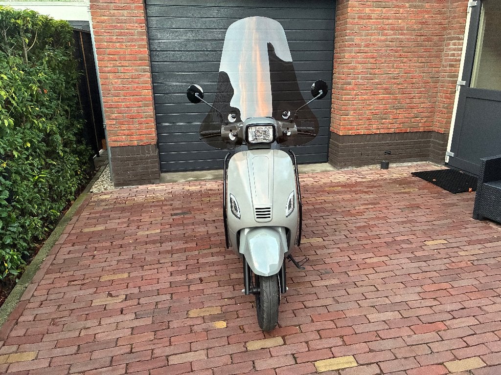 La Souris Scooter Look a Like 2023 Nardo Grey Top staat €725, Overige merken, Ophalen of Verzenden, Zo goed als nieuw, Benzine