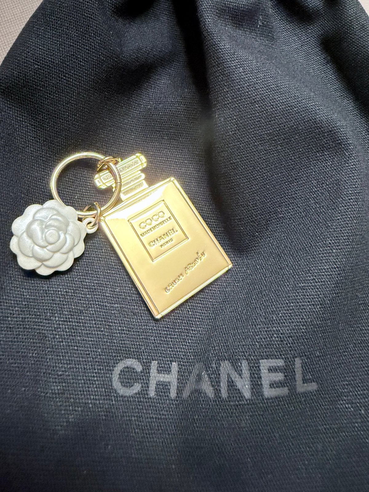 Chanel bedel mademoiselle crush absolu met pouch. Inc.verzen, Overige merken, Overige materialen, Verzenden, Nieuw