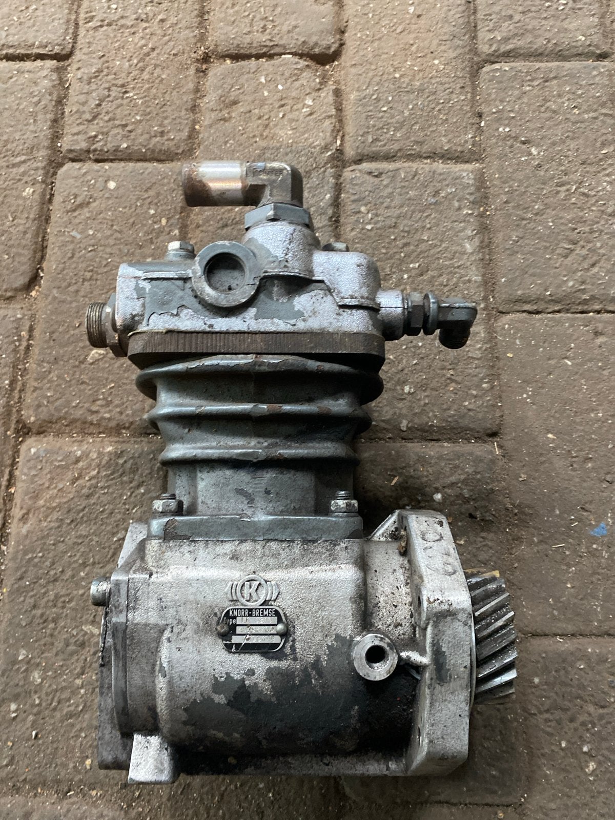 Knorr-Bremse Compressor LK 3810 voor DAF vrachtwagen, Ophalen, Gebruikt, Overige automerken