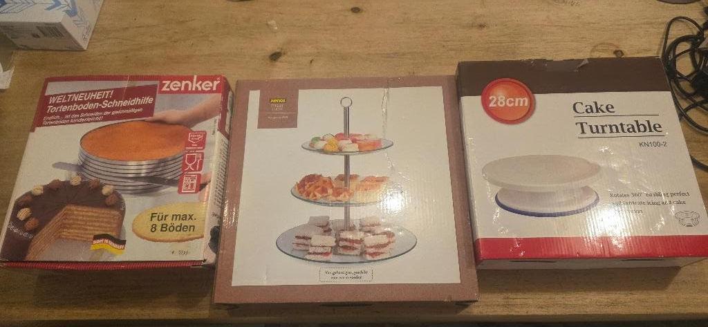 Complete Bakset: Taartsnijhulp, Draaiplateau & Etagère new!, Ophalen of Verzenden, Nieuw
