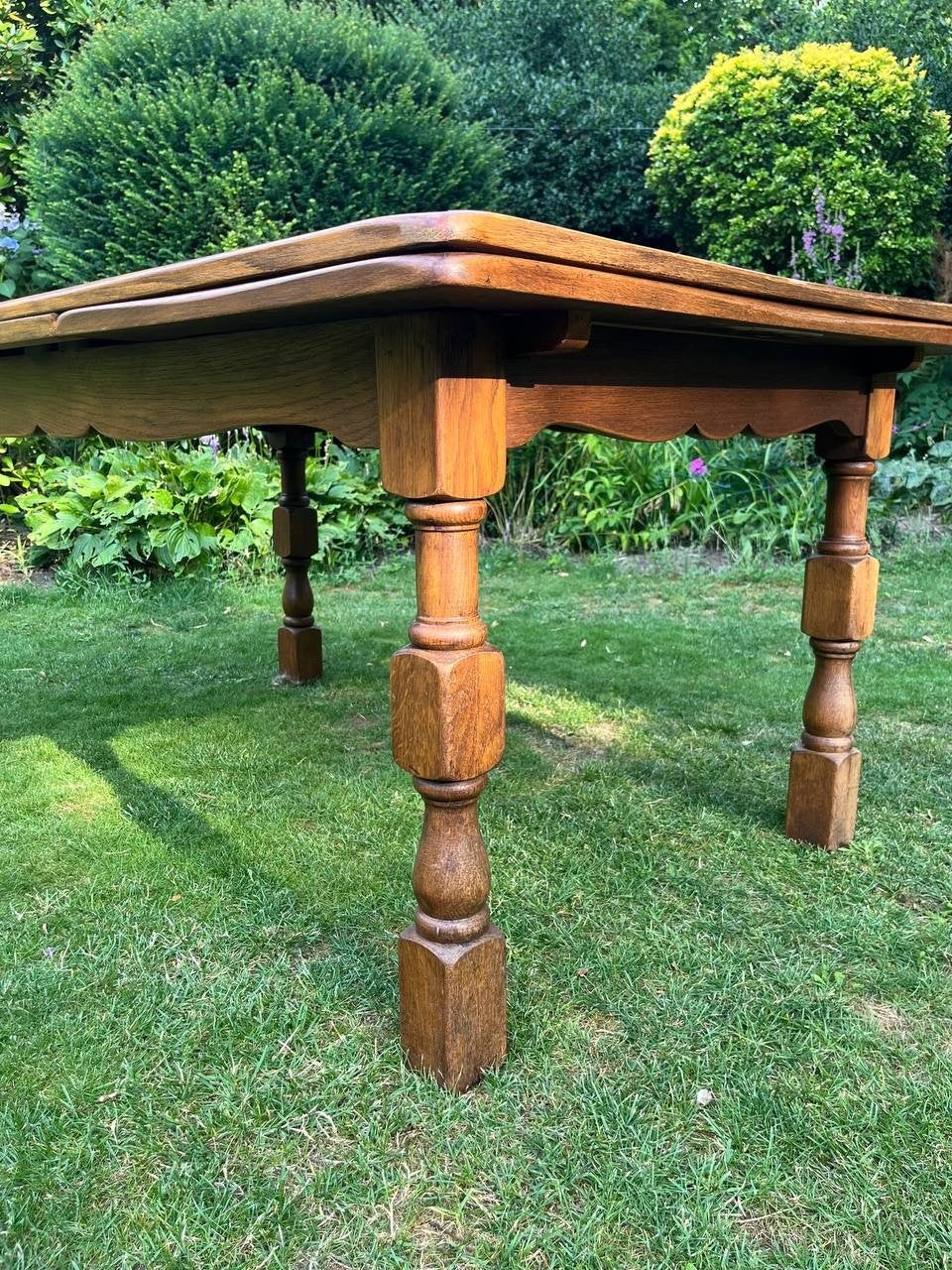 Antieke uittrekbare eiken eettafel – Castle Furniture, Ophalen of Verzenden