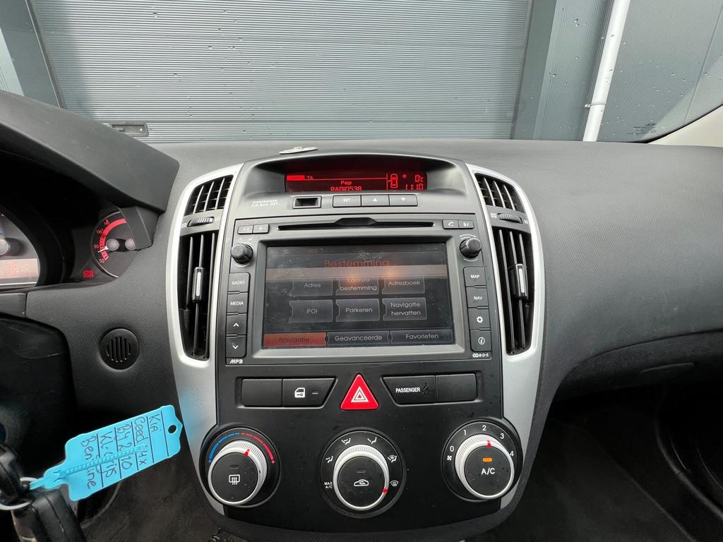 Kia Cee'd 1.4 CVVT X-tra|5Deurs|Clima|Navi, Voorwielaandrijving, Euro 5, Stof, Gebruikt