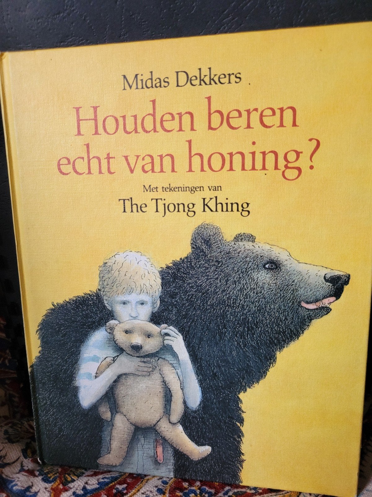 Midas Dekkers - Houden beren echt van honing?, Boeken, Verzenden, Gelezen, Midas Dekkers, Fictie algemeen