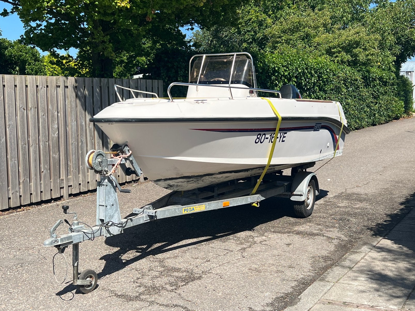 Elan 15SC met een Suzuki 40PK + Pega trailer, Watersport en Boten, Speedboten, Ophalen, Zo goed als nieuw