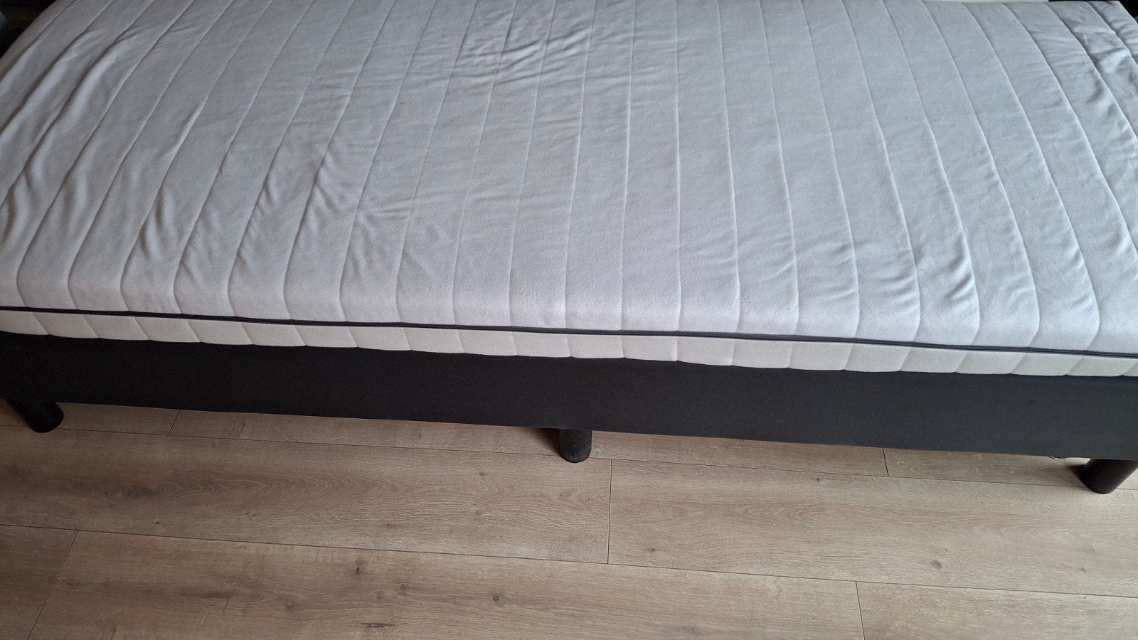 1 persoons boxspring eventueel met matras (wasbare hoes), Gebruikt, 90 cm, Eenpersoons, Zwart