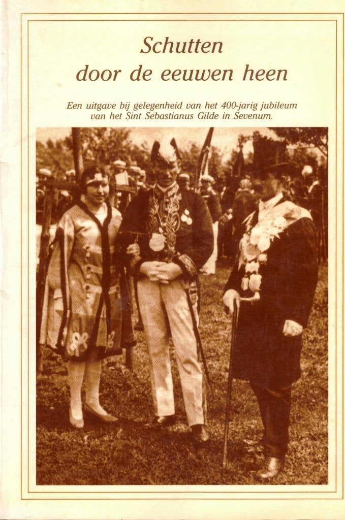 Schutten door de eeuwen heen (Sevenum), Ophalen of Verzenden, Zo goed als nieuw, Piet van Enckevort e.a.