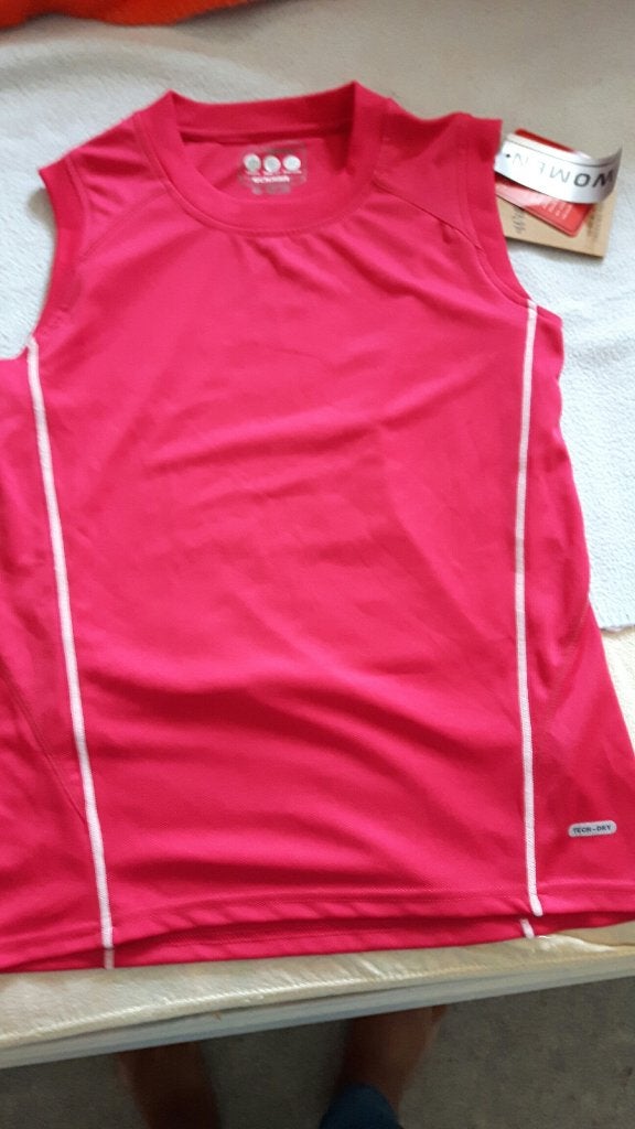 Fitness/Sportshirt - Nieuw - maat M (38/40), Maat 38/40 (M), Nieuw, Ophalen of Verzenden, Roze