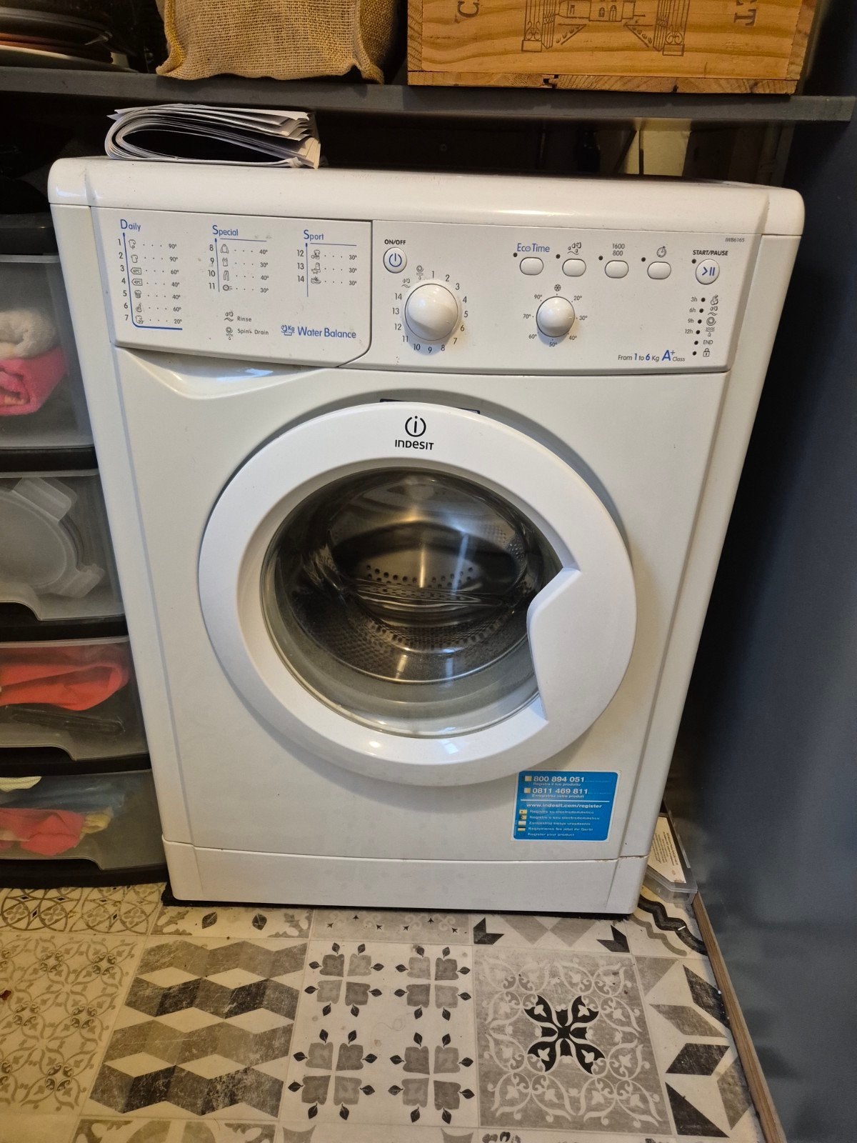 Indesit Wasmachine - Goed Werkend, Ophalen voor Woensdag, Witgoed en Apparatuur, Ophalen, Gebruikt, Voorlader, 85 tot 90 cm