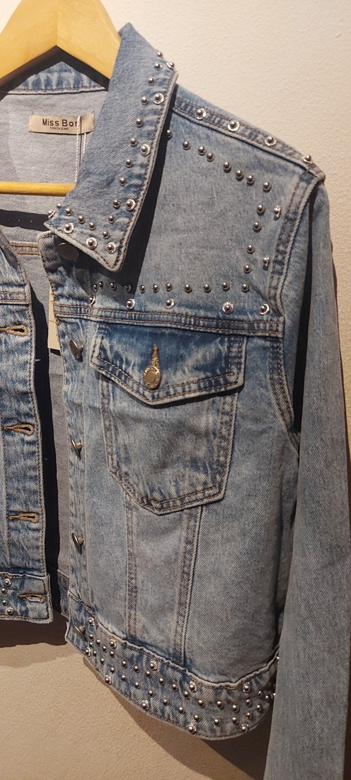 Miss BOHO spijkerjasje met studs - Maat 38/40, Maat 38/40 (M), Blauw, Miss BOHO, Nieuw
