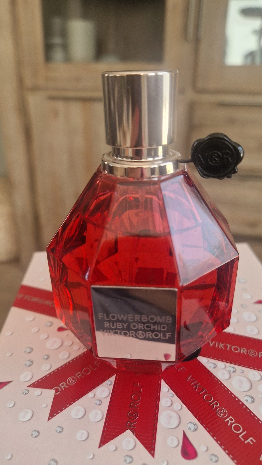 Flowerbomb Ruby Orchid Viktor & Rolf 100ml, Ophalen of Verzenden, Zo goed als nieuw