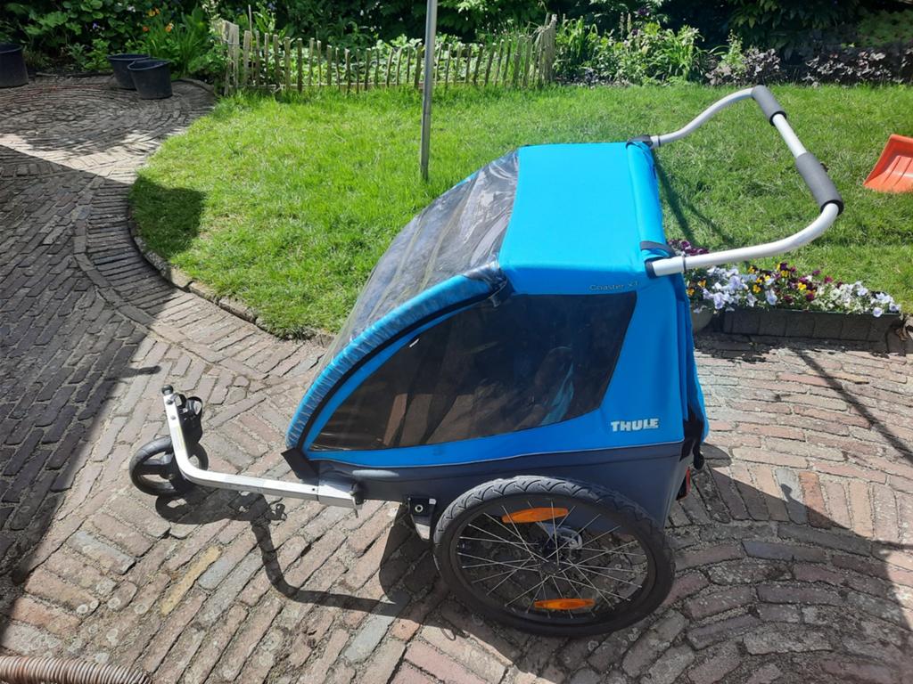 Thule coaster xt fietskar / kinderkar, Fietsen en Brommers, Fietsaccessoires | Aanhangers en Karren, Ophalen, Gebruikt, Opvouwbaar