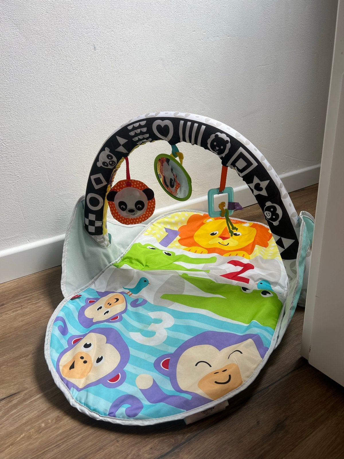 Leuk speelkleed met babygym, Ophalen of Verzenden, Gebruikt, Speelkleed