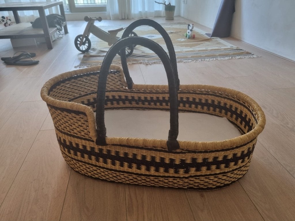 Mozes wieg - Zwart, Kinderen en Baby's, Babywiegjes en Ledikanten, Ophalen, Zo goed als nieuw, Wieg