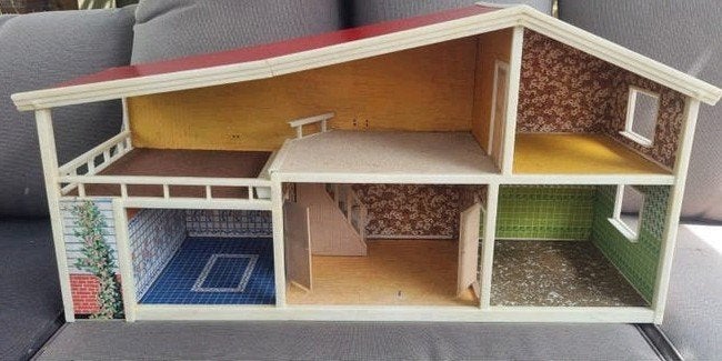 Vintage Poppenhuis van Hanse of Scandinavia, Verzamelen, Poppenhuizen en Toebehoren, Ophalen of Verzenden, Zo goed als nieuw, Poppenhuis