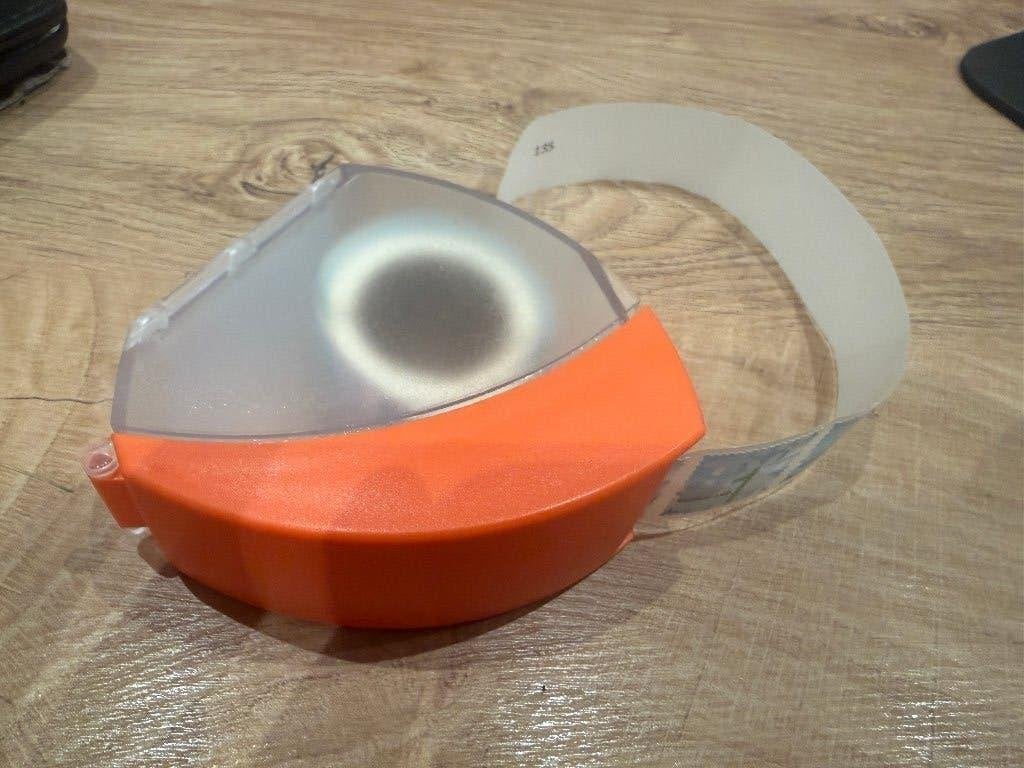 Postzegeldispenser met 130 zegels met waarde 1, Postzegels en Munten, Postzegels | Nederland, Ophalen of Verzenden, Na 1940, Postfris