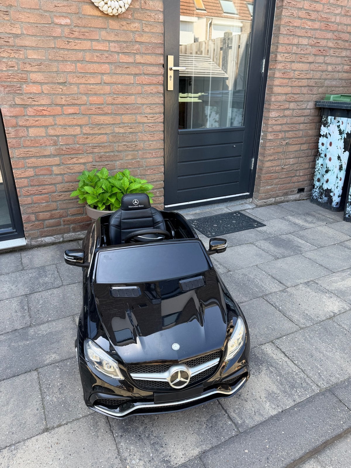 Mercedes-Benz kinderauto elektrisch – zwart, Kinderen en Baby's, Speelgoed | Buiten | Accuvoertuigen, Ophalen, Gebruikt
