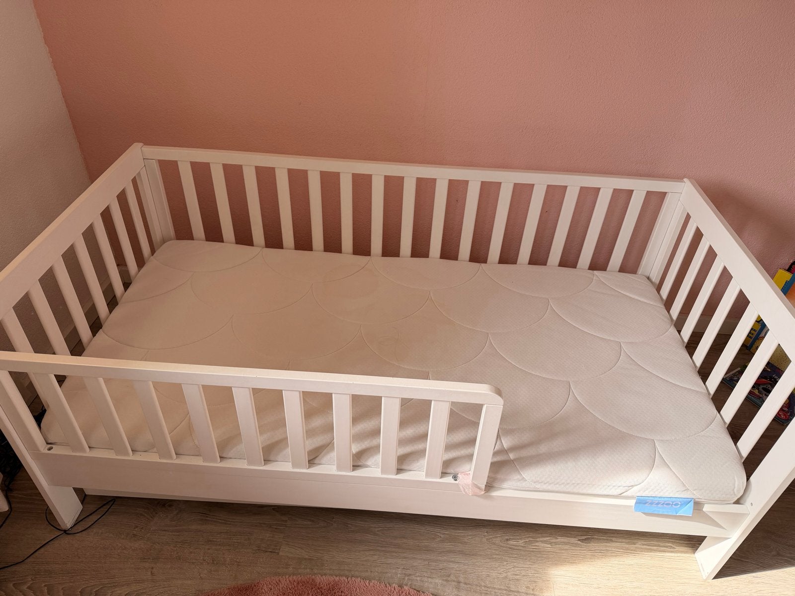 Petite Amelie peuterbed 70x140 incl. matras en opberglade!, Ophalen, 70 tot 85 cm, 140 tot 160 cm, Zo goed als nieuw