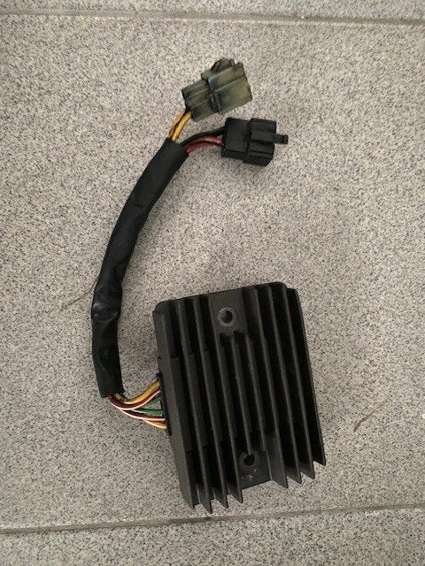 Ducati 916 Spanningsregelaar, Motoren, Ophalen of Verzenden, Gebruikt