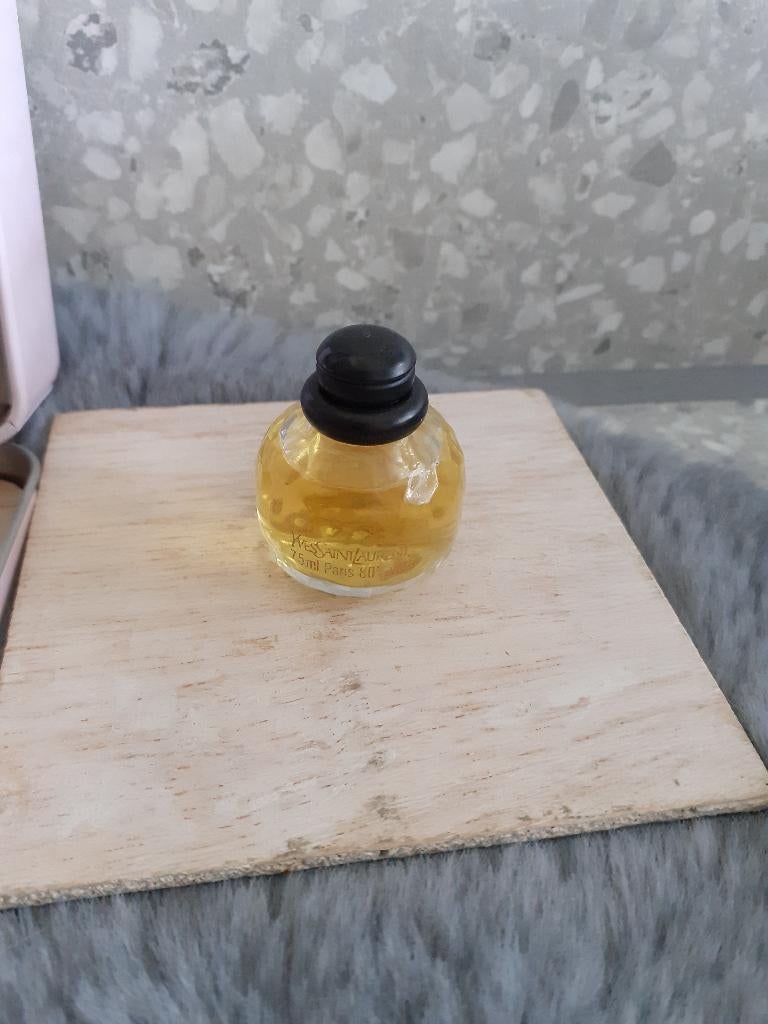 parfumminiatuur paris ysl, Ophalen, Zo goed als nieuw, Miniatuur, Gevuld