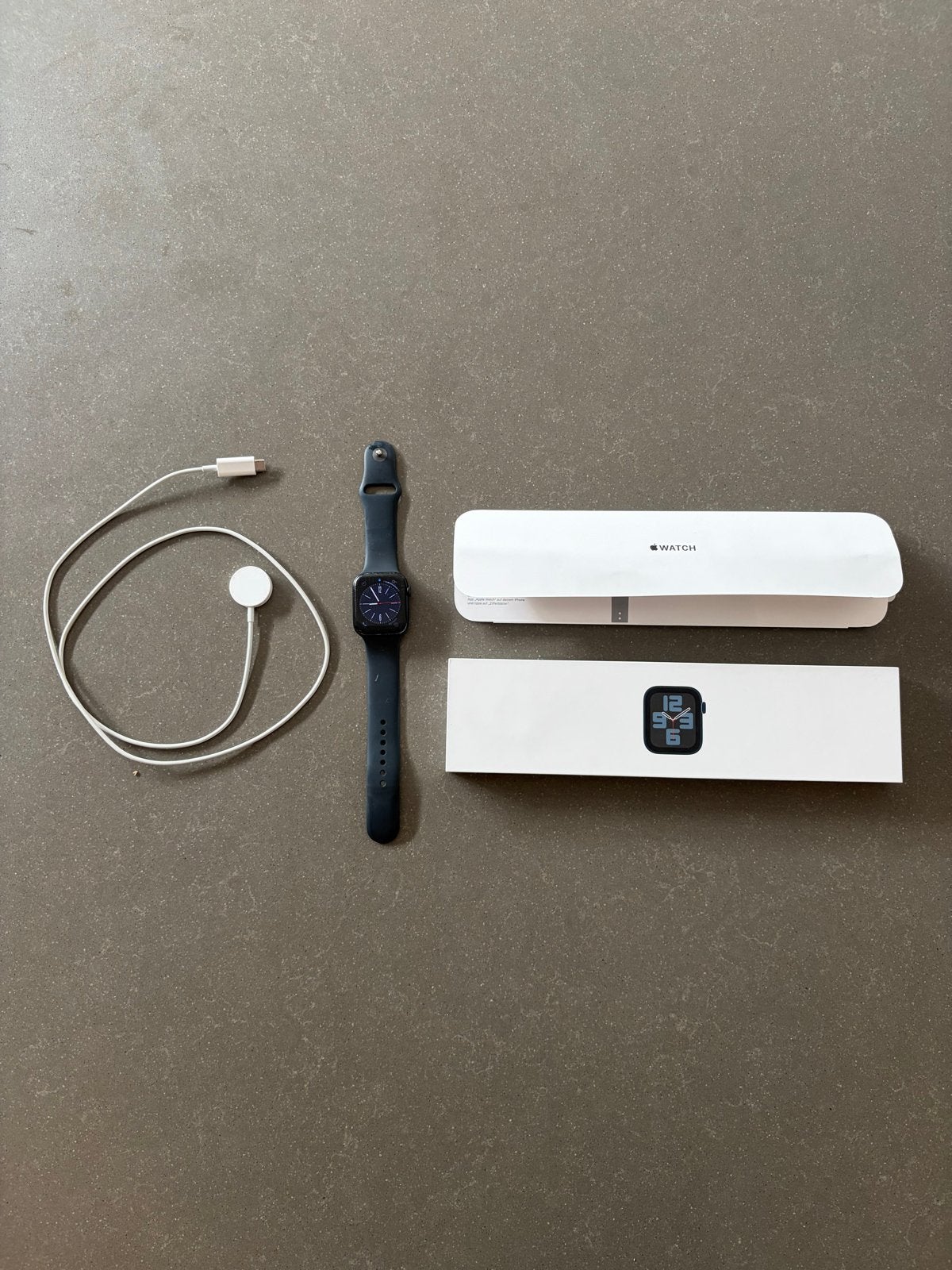 Apple Watch SE 44mm GPS Aluminium Case, Ophalen, Afstand, Zwart, IOS