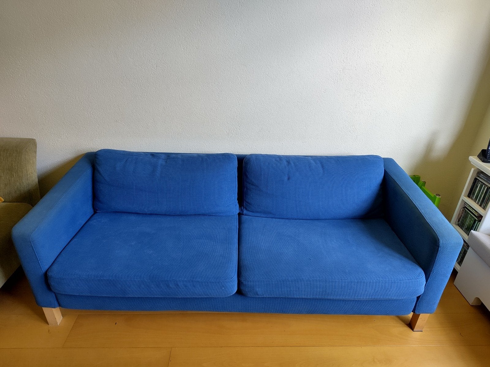 Blauwe bank, gratis ophalen, direct beschikbaar, Ophalen, Gebruikt, Overige maten, 150 tot 200 cm