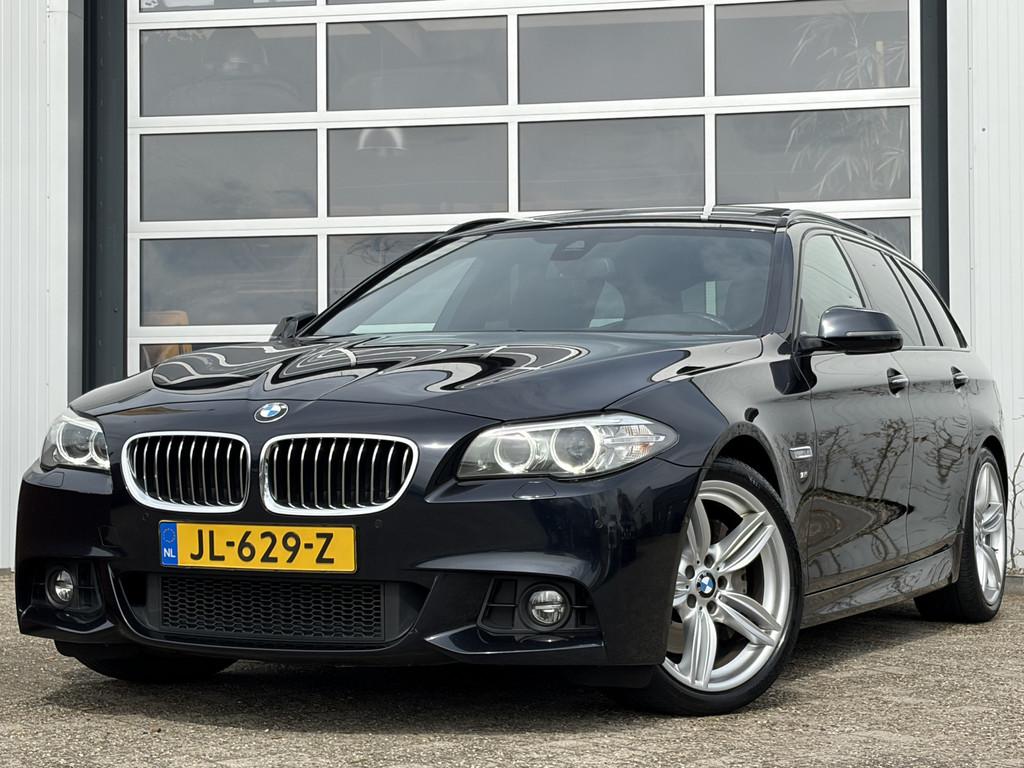 BMW 5 Serie Touring 528i High Executive 245pk | M-Pakket | B, Auto's, BMW, Automaat, Gebruikt, 4 cilinders, 2000 kg