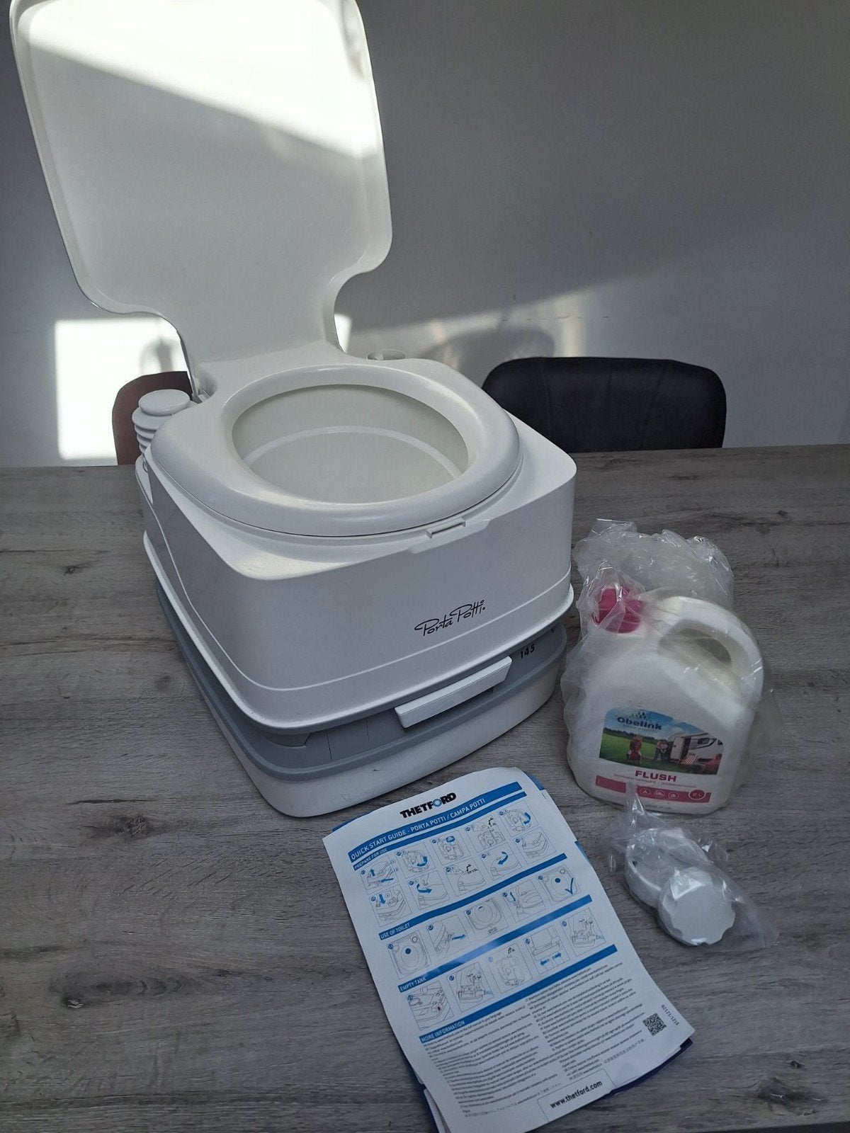 Thetford Porta Potti 145 draagbaar toilet, Ophalen, Zo goed als nieuw
