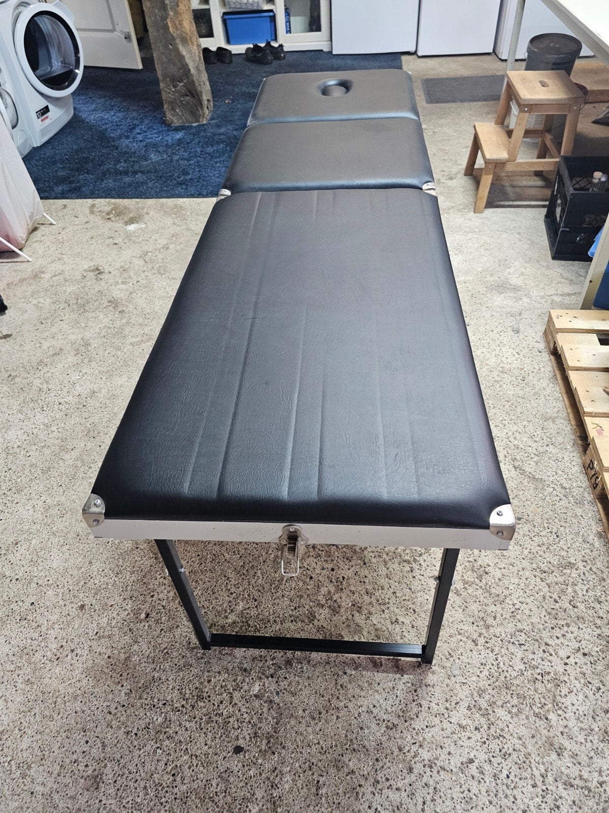 zeer nette inklapbare massagetafel. Doe een redelijk bod!, Ophalen