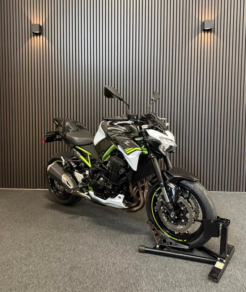 KAWASAKI Z900 - 2021- tft scherm - 9499km - NIEUWSTAAT -35KW, Motoren, Motoren | Kawasaki, Kawasaki, Nieuw, Motorrijbewijs A, Bedrijf