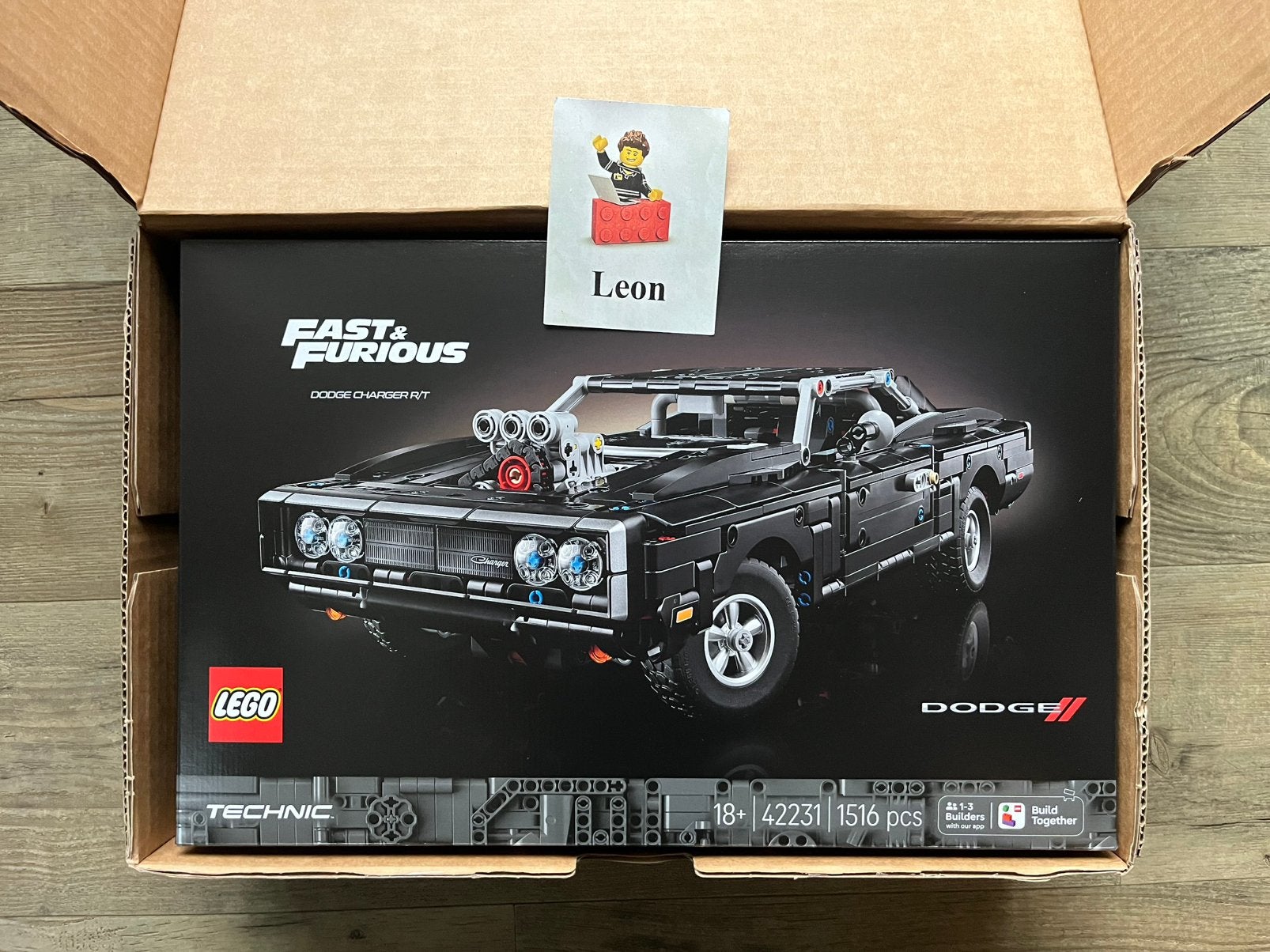 Foto 2 van Lego Technic 42231 Fast and Furious Dodge Charger R/T - MISB