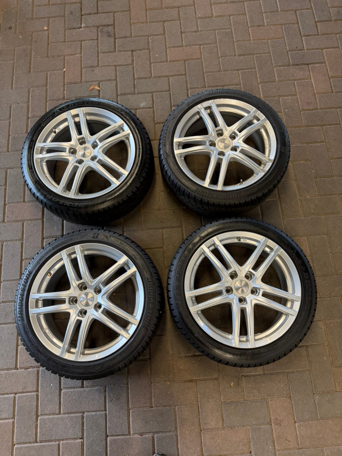 Skoda Volkswagen Seat Winterbanden 225/45/18 5x112, Ophalen