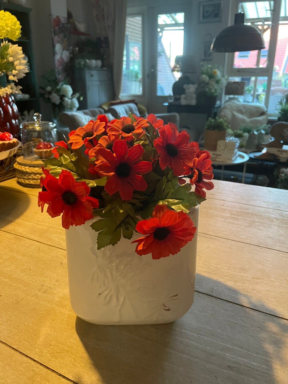 Witte bloempot & nep olant, Huis en Inrichting, Ophalen of Verzenden, Zo goed als nieuw