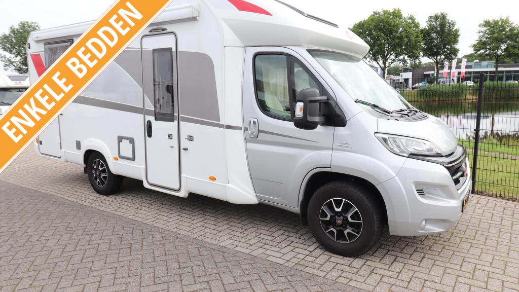 Bürstner IxeoTime 726G Bj. 2016 | 130PK | ENKELE BE, Caravans en Kamperen, Campers, Ringverwarming, Fiat, Koelkast, Treinzit