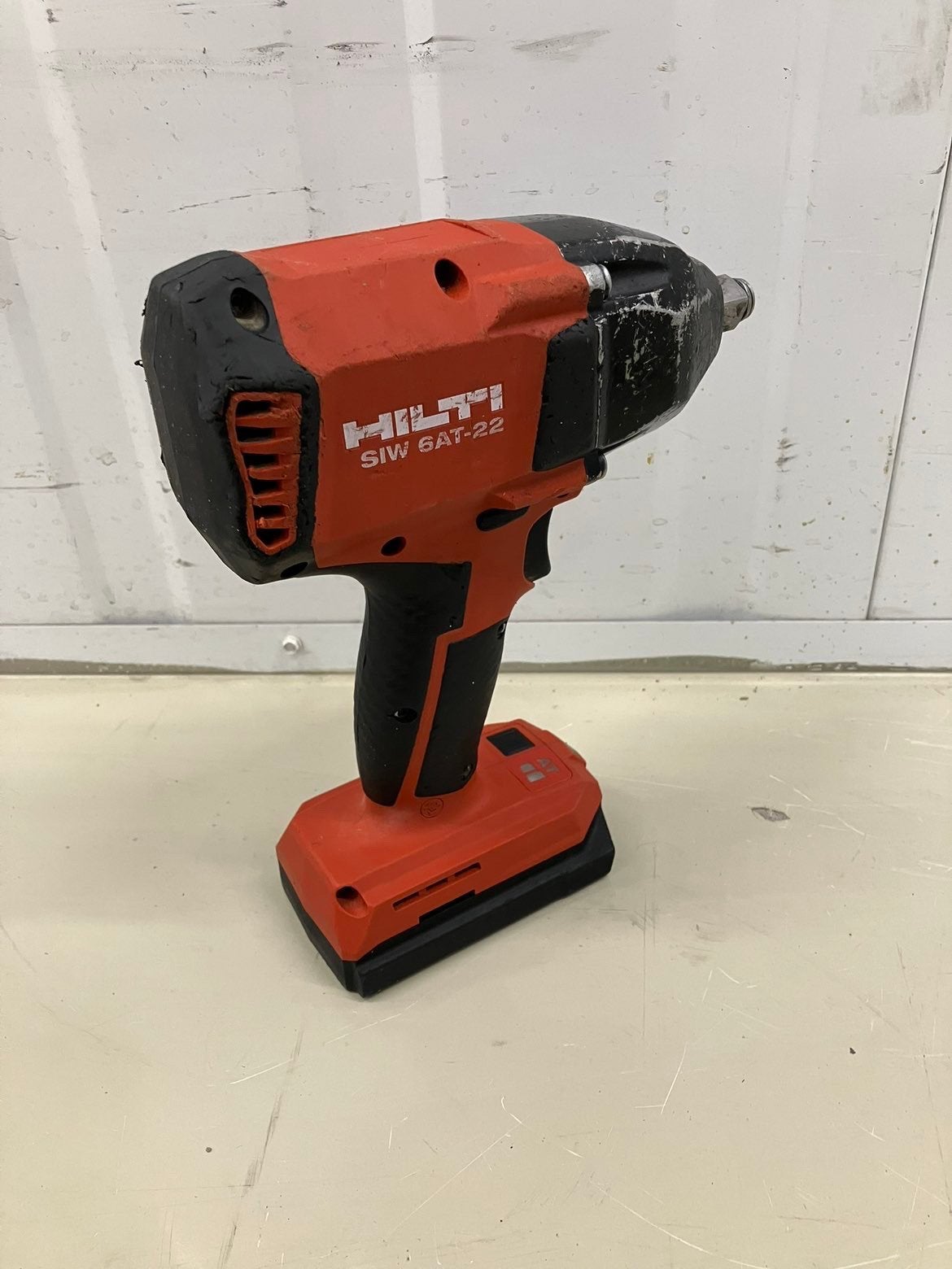 HILTI NURON slagmoersleutel, Ophalen of Verzenden, Zo goed als nieuw, Overige typen