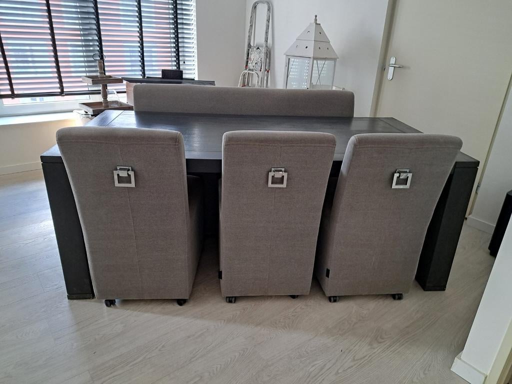 Tafel en bank en 3 stoelen van Urban Sofa, Huis en Inrichting, Ophalen, Zo goed als nieuw