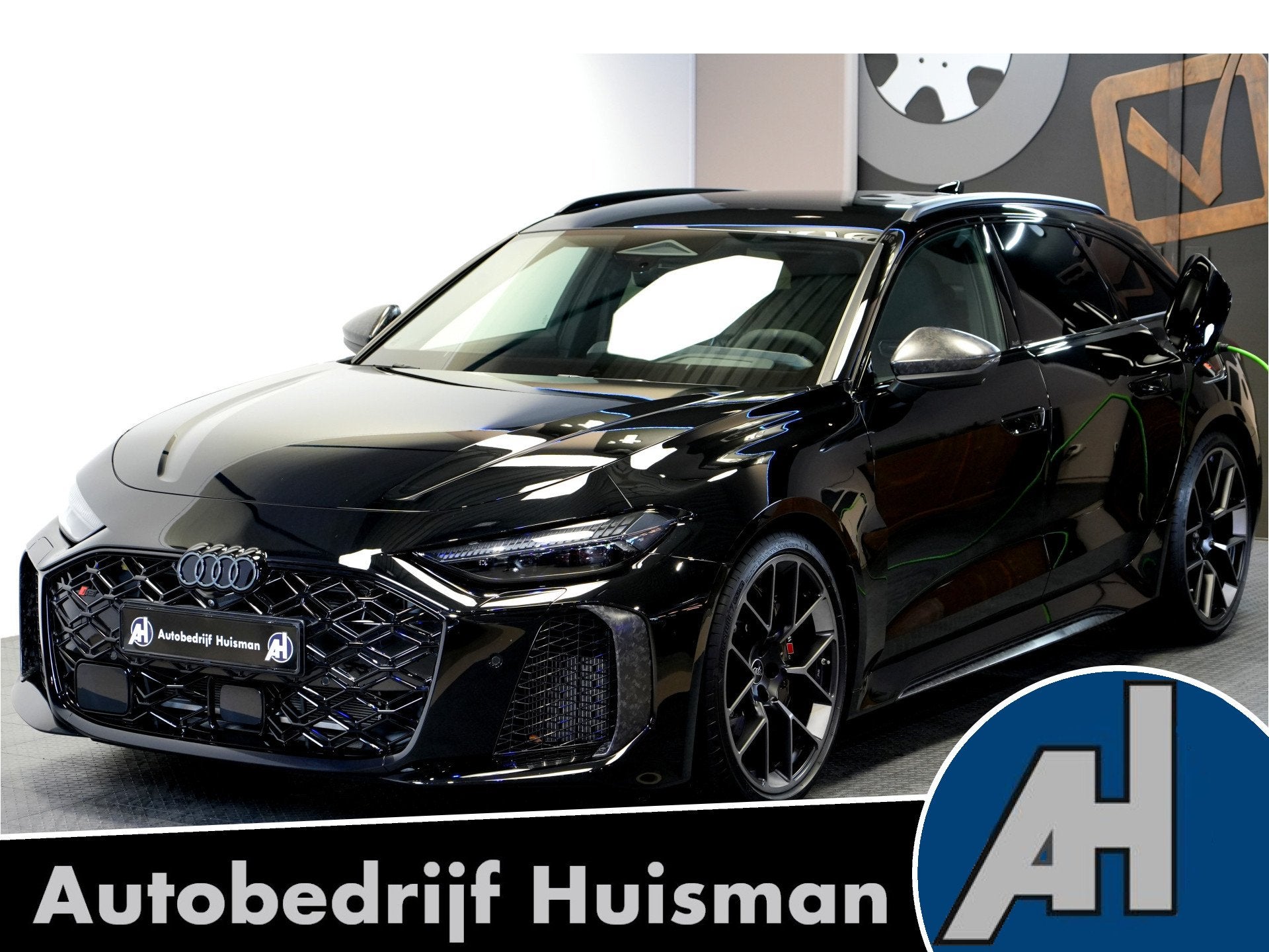 Audi A5 Avant e-hybrid 470kW/640pk Aut8 Quattro Tech Pro 155, Automaat, Dealer onderhouden, Gebruikt, Zwart
