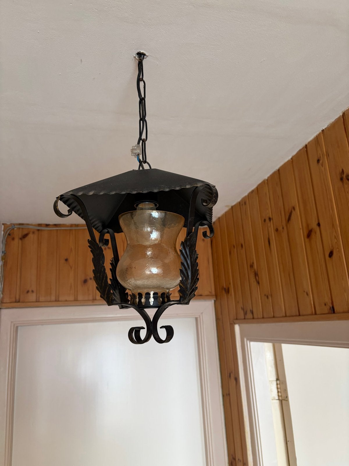 Vintage smeedijzeren hanglamp met glas, Ophalen, Gebruikt, Metaal, E27 (groot)