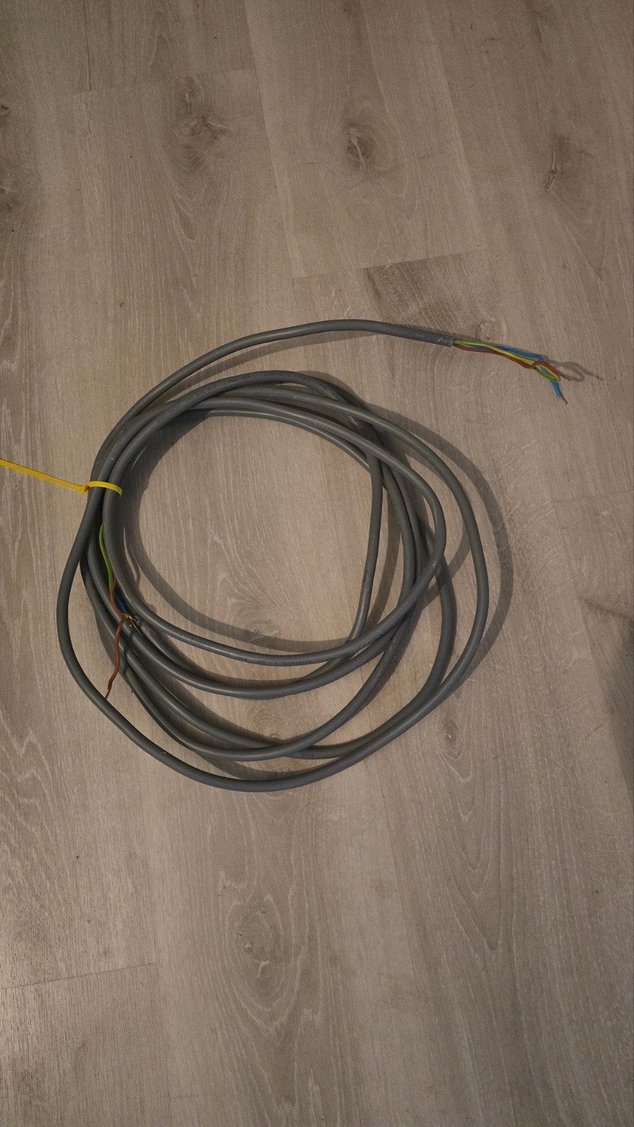 YMVK kabel  3x2,5 mm       6 meter, Ophalen, Kabel of Snoer