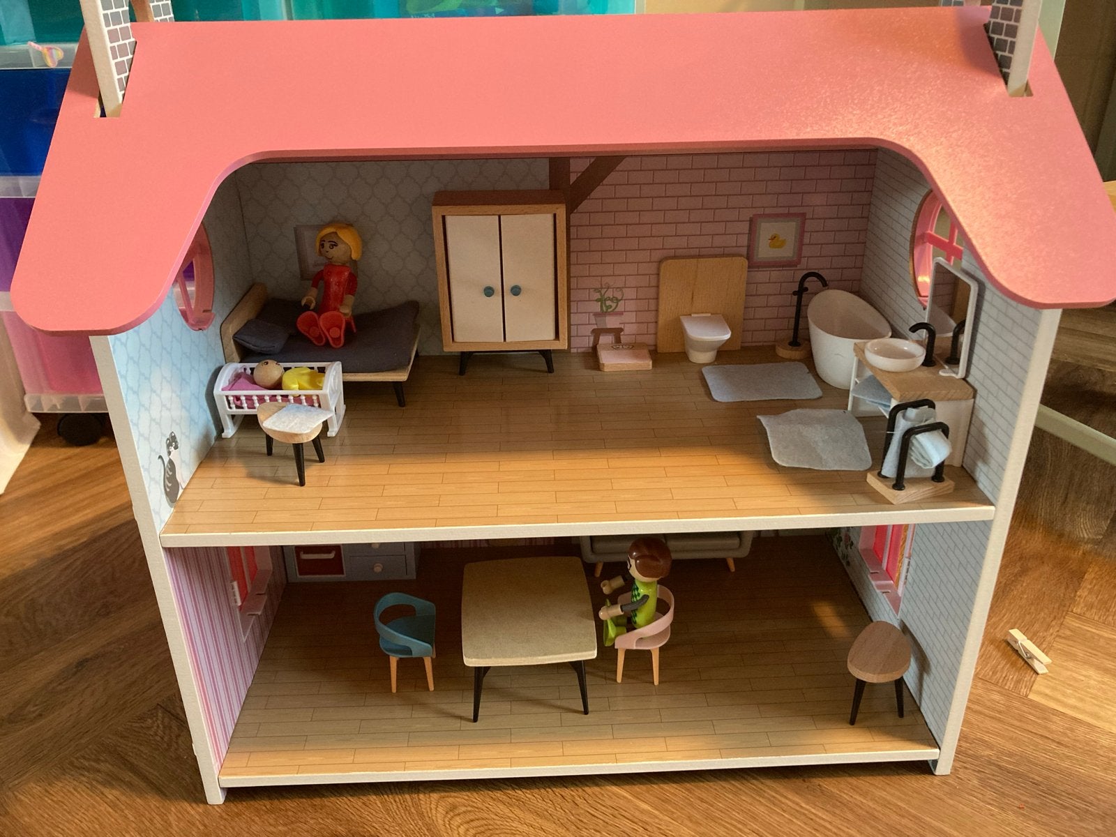 Playtive Houten Poppenhuis met Meubels en Poppen, Ophalen, Zo goed als nieuw, Poppenhuis