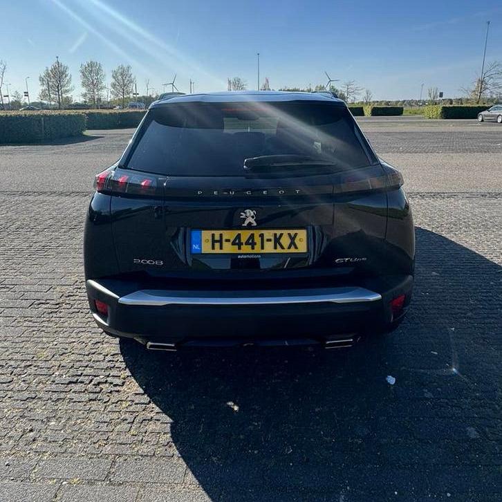 Foto 10 van Peugeot 2008 1.2 Puretech GT