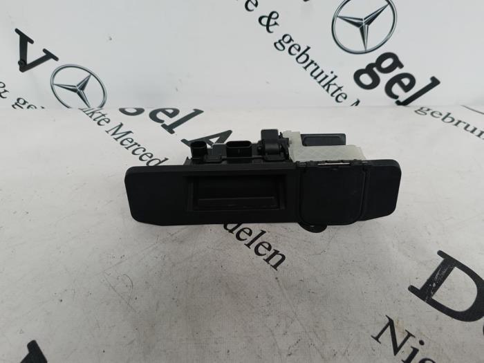 Handgreep Achterklep van een Mercedes Vito, Gebruikt, -, Ophalen of Verzenden, -