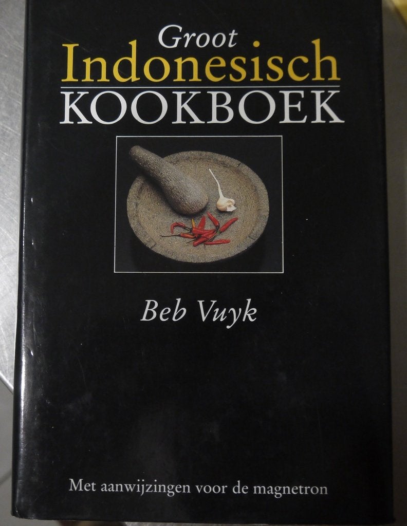 Het groot Indonesisch Kookboek Beb Vuyk 25e dr 1992, Boeken, Kookboeken, Zo goed als nieuw, Voorgerechten en Soepen, Hoofdgerechten