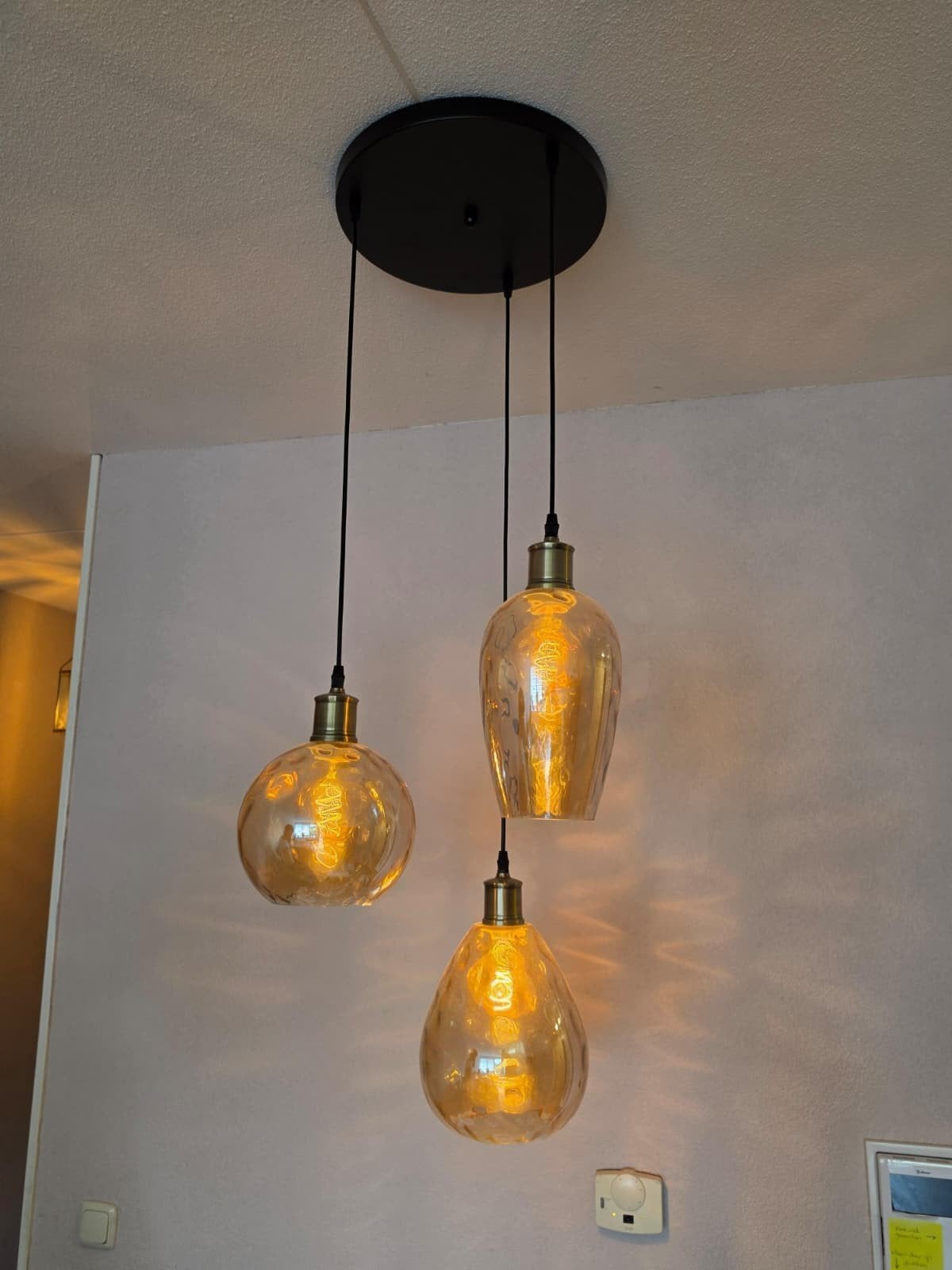 Moderne hanglamp met 3 glazen kappen, Ophalen, E27 (groot), Glas, Modern, Sfeervol, Chique