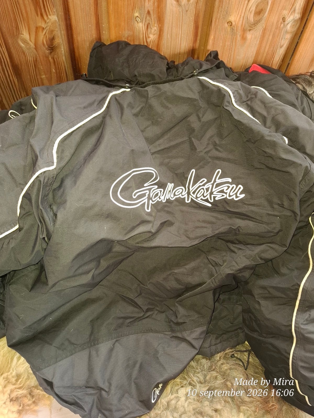 Gamakatsu vispak - jas en broek m L, Watersport en Boten, Ophalen of Verzenden, Gebruikt, Kleding