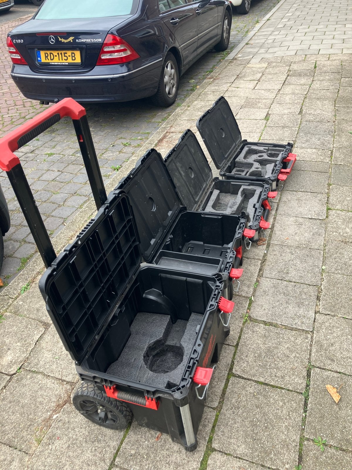 Complete Milwaukee Packout kofferset met trolley, Ophalen, Gebruikt