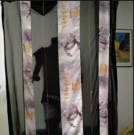 Sjaal, Kleding | Dames, Mutsen, Sjaals en Handschoenen, Ophalen of Verzenden, Zo goed als nieuw, Maat 46/48 (XL) of groter, Sjaal