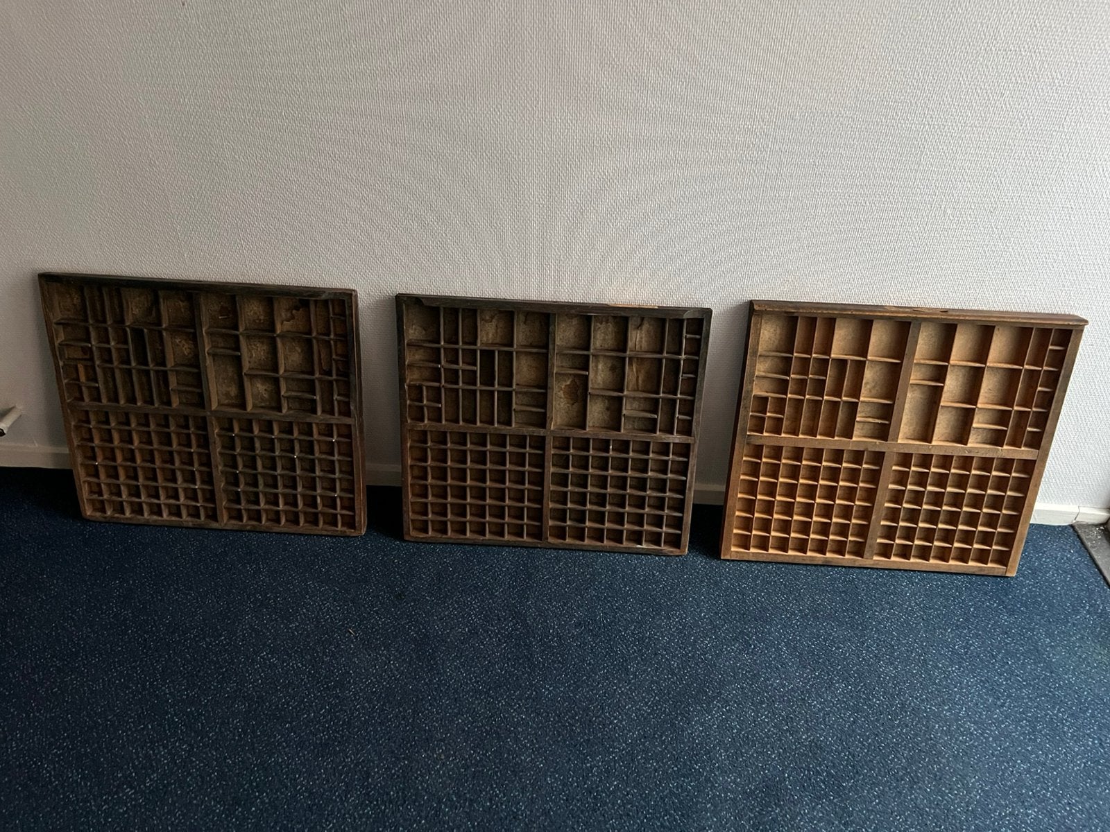 3 uiterst zeldzame antieke originele Dubbele LETTERBAKKEN, Ophalen
