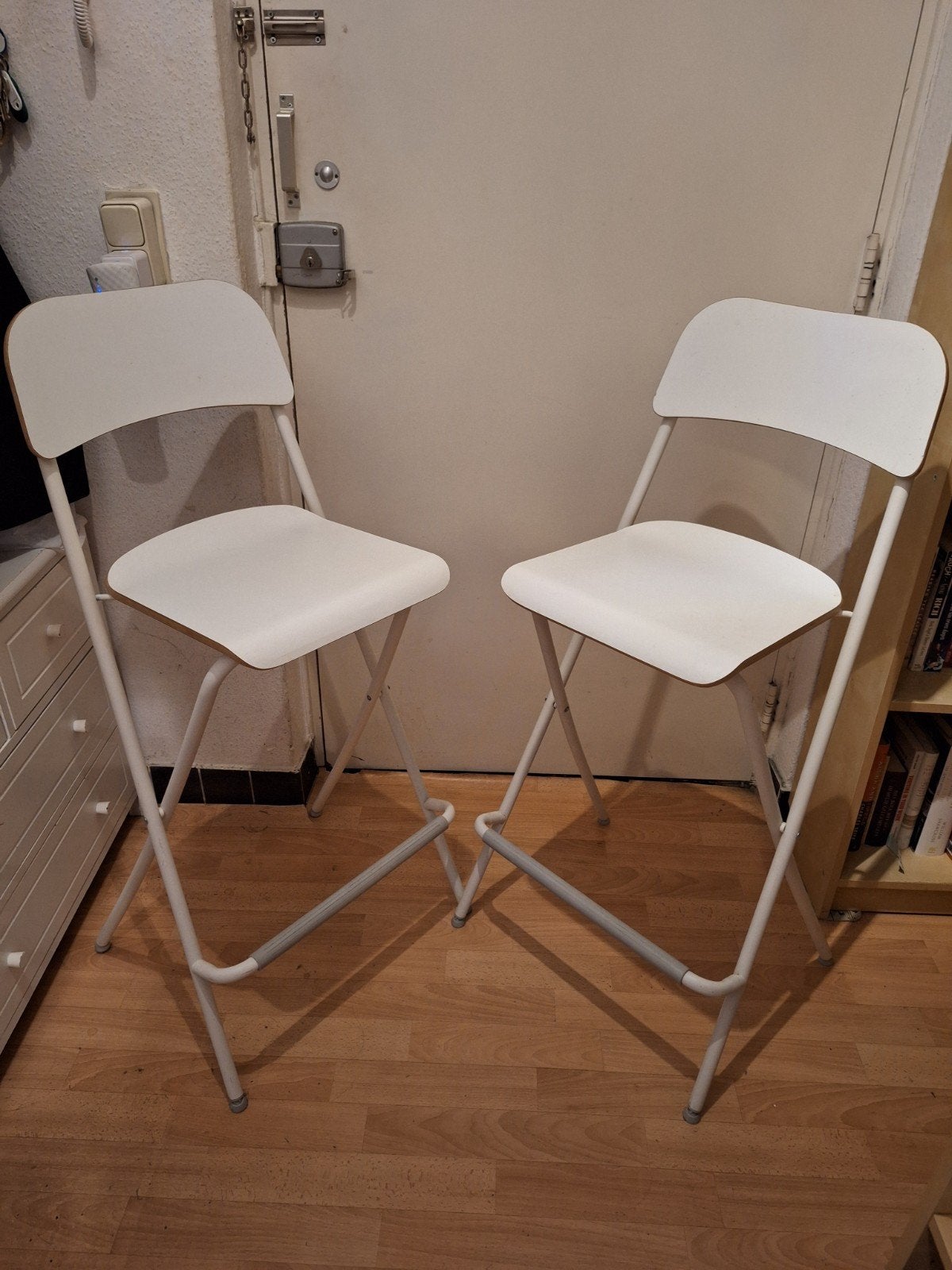 IKEA Franklin barkrukken (2x) wit, hoge variant (74cm), Huis en Inrichting, Ophalen, Gebruikt, 60 tot 90 cm, Hout