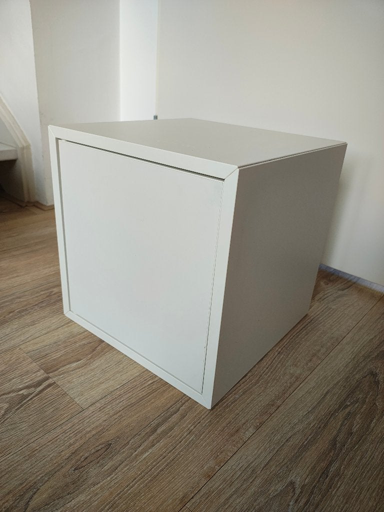 Wit Ikea kastje met deur - 35x35x35 cm, Ophalen