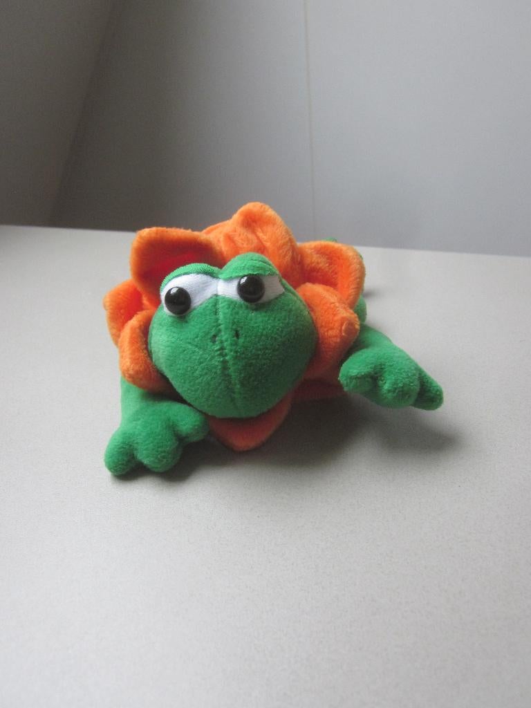 Anna Club Plush groen geel zacht pluche kikker knuffel oranj, Ophalen of Verzenden, Nieuw, Kikker